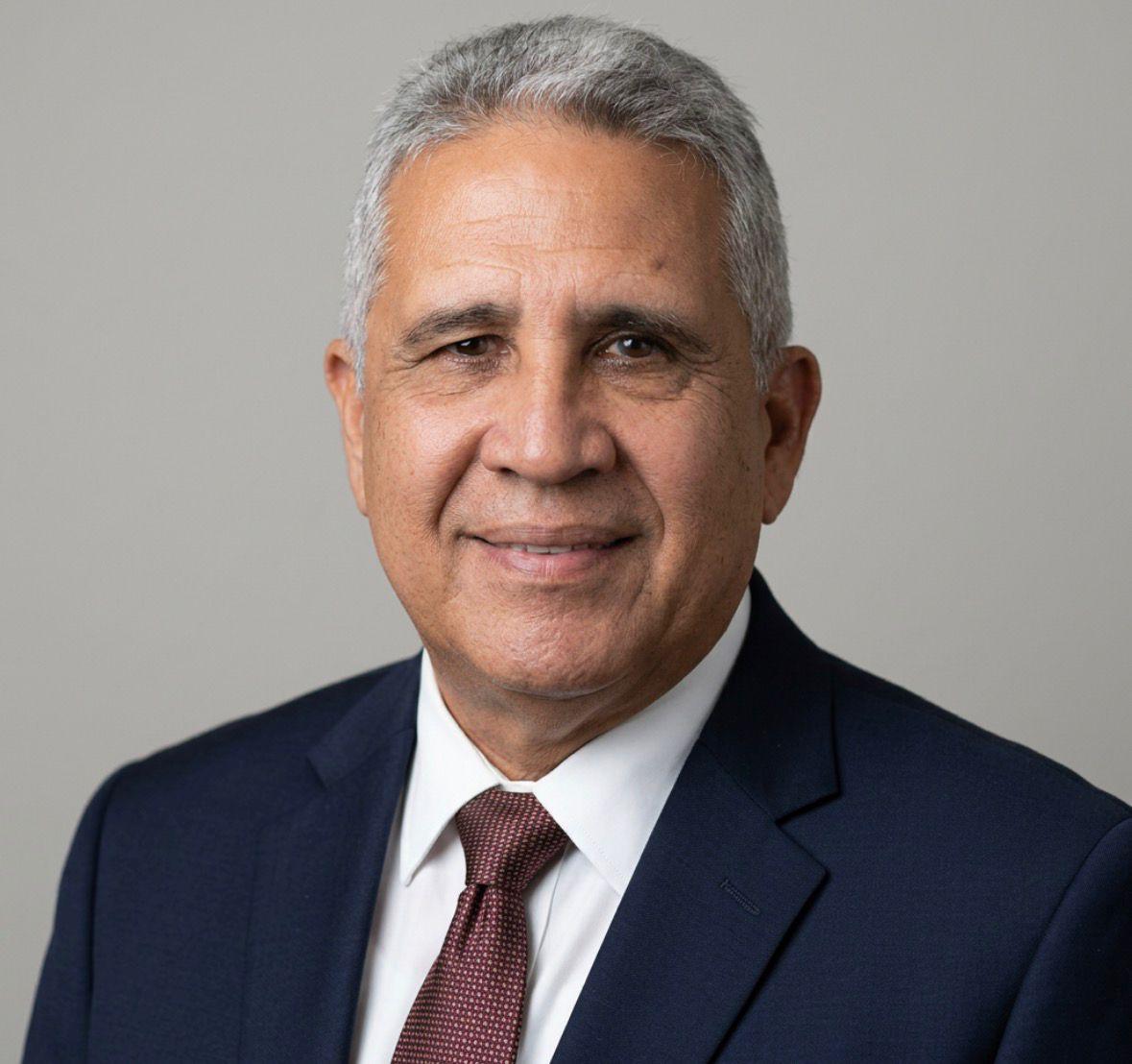 Arq. Apolinar Millán G.